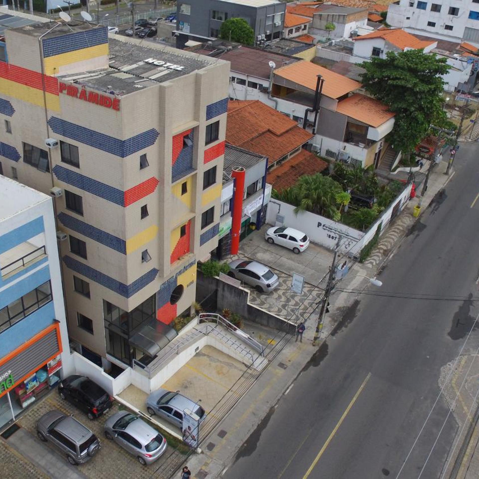Hotel Piramide Paulo VI 44/50