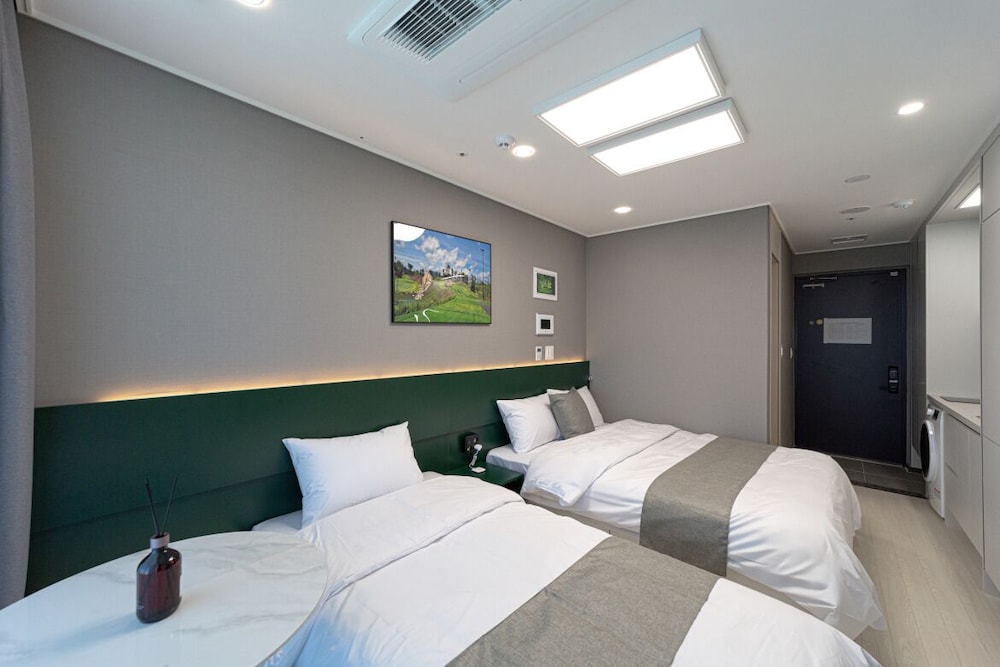 SUPERIOR, TWIN BEDS