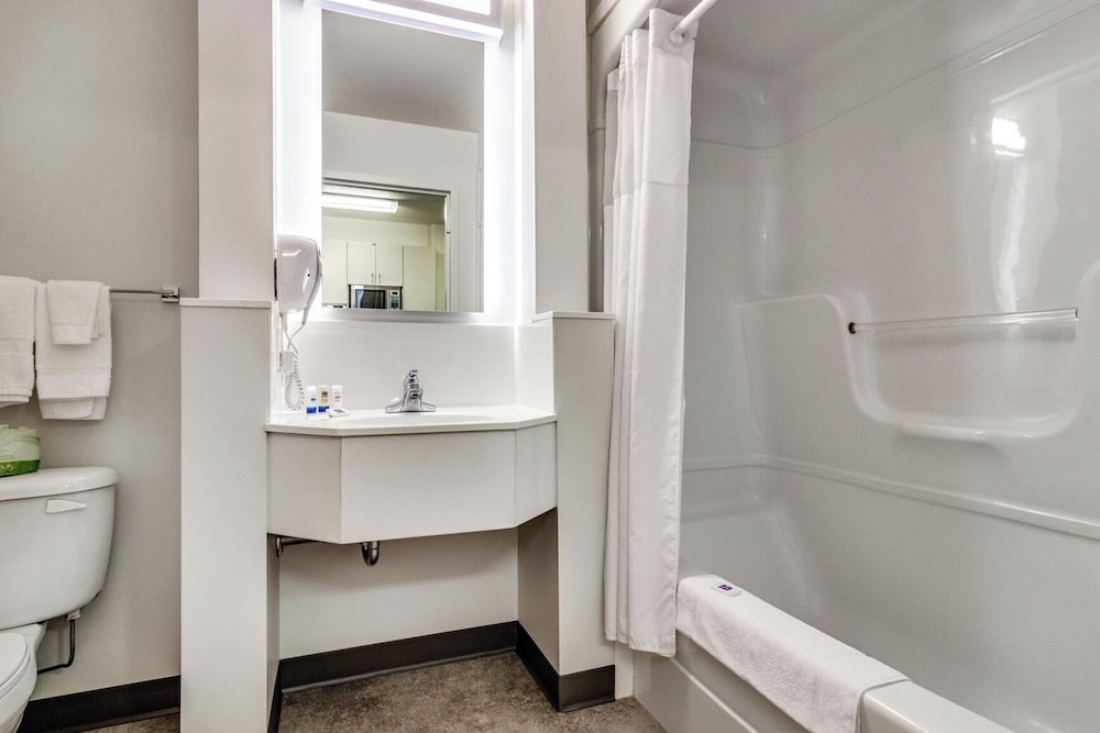 Motel6 Saskatoon, SK 54/55