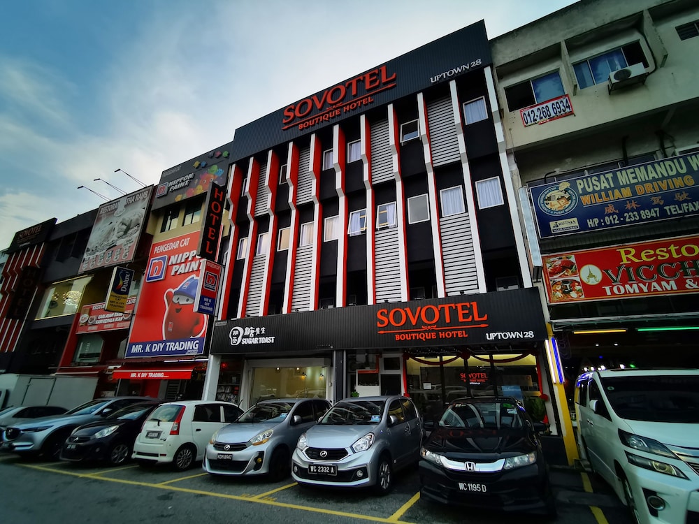 Sovotel Boutique Hotel @ Uptown 28 16/18