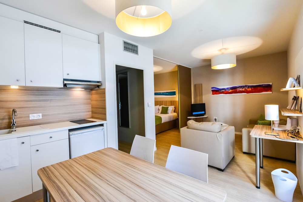 Appart hotel Q7 Lodge Lyon 7 24/50