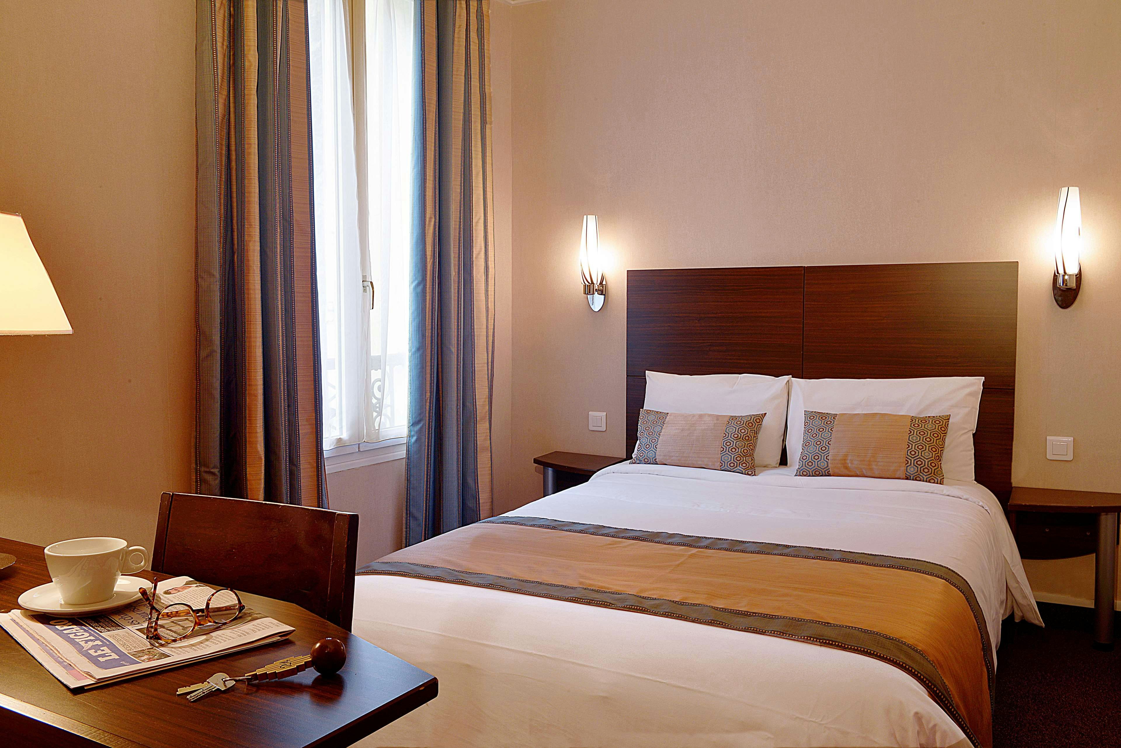 Hotel Istria Paris 10/37