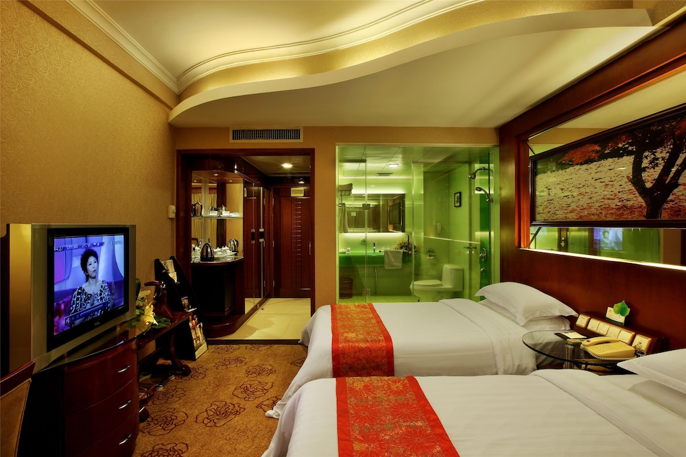 Hongfeng Hotel 8/50