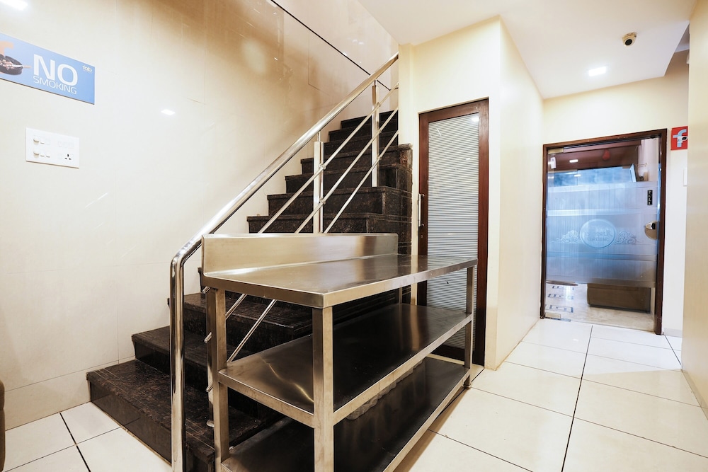 Hotel Airport Metro 26/32