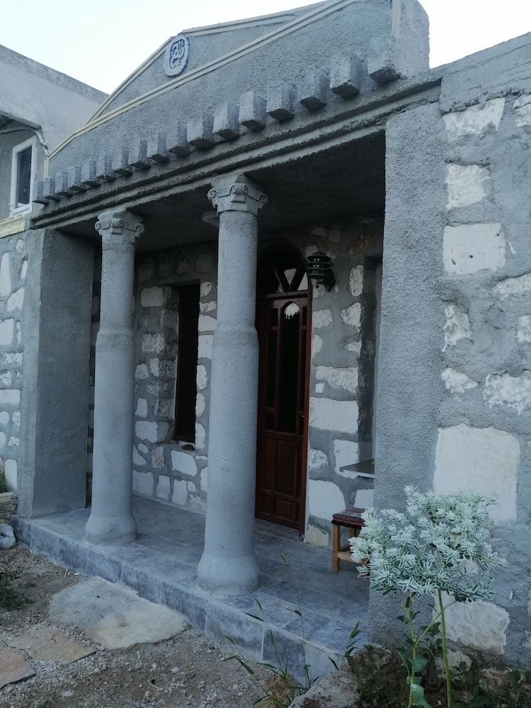 Heredot's House 28/50