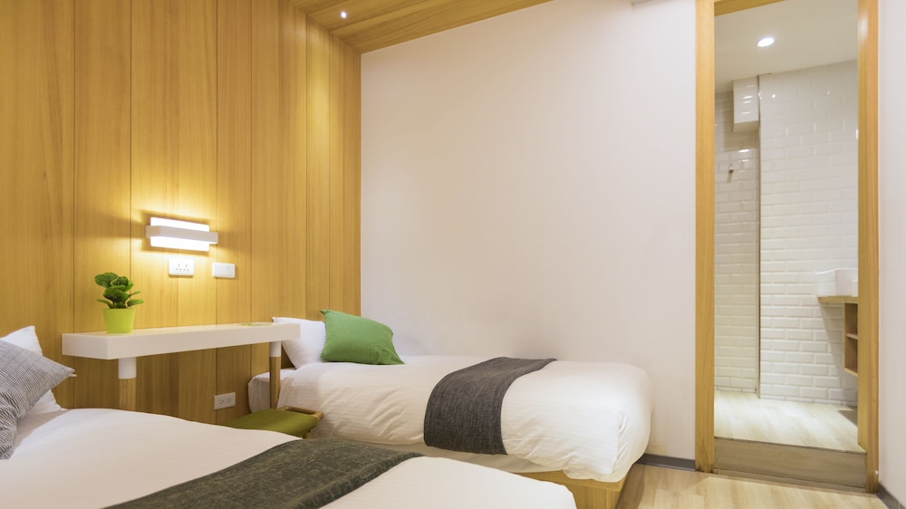 Meander Taipei Hostel 10/70