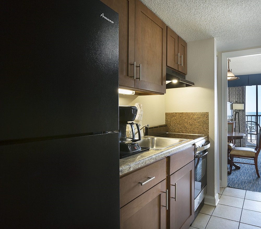 Sea Crest Oceanfront Resort 43/67