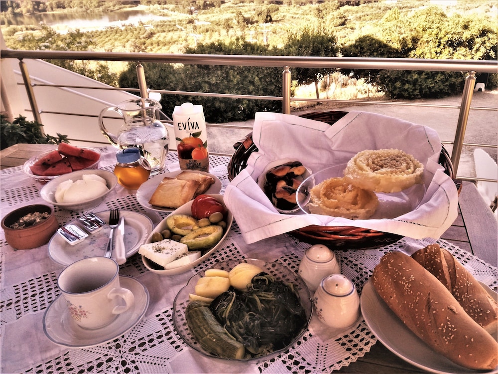Aksos suites Accessible Accommodation 30/44
