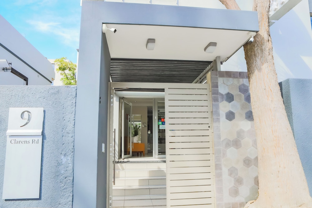 Atlantic Affair Boutique Hotel 4/68