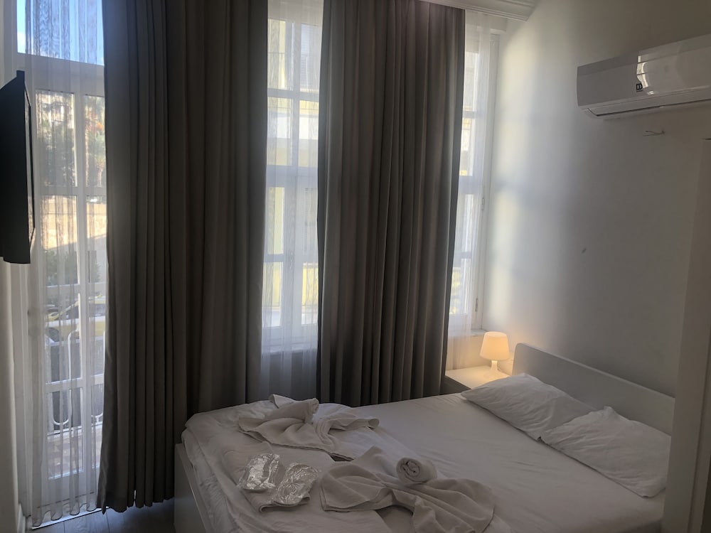 Atici Hotel 24/37