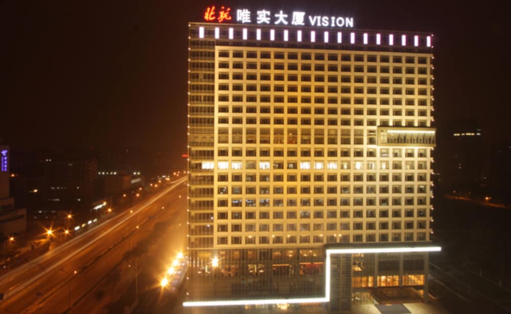 Vision Hotel 3/62