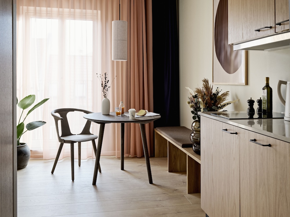 Aura Apartment Hotel 29/38