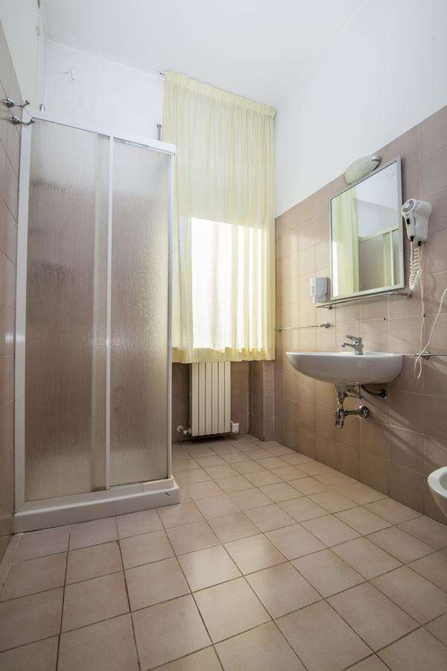 HOTEL PORTA RIVERA 38/39