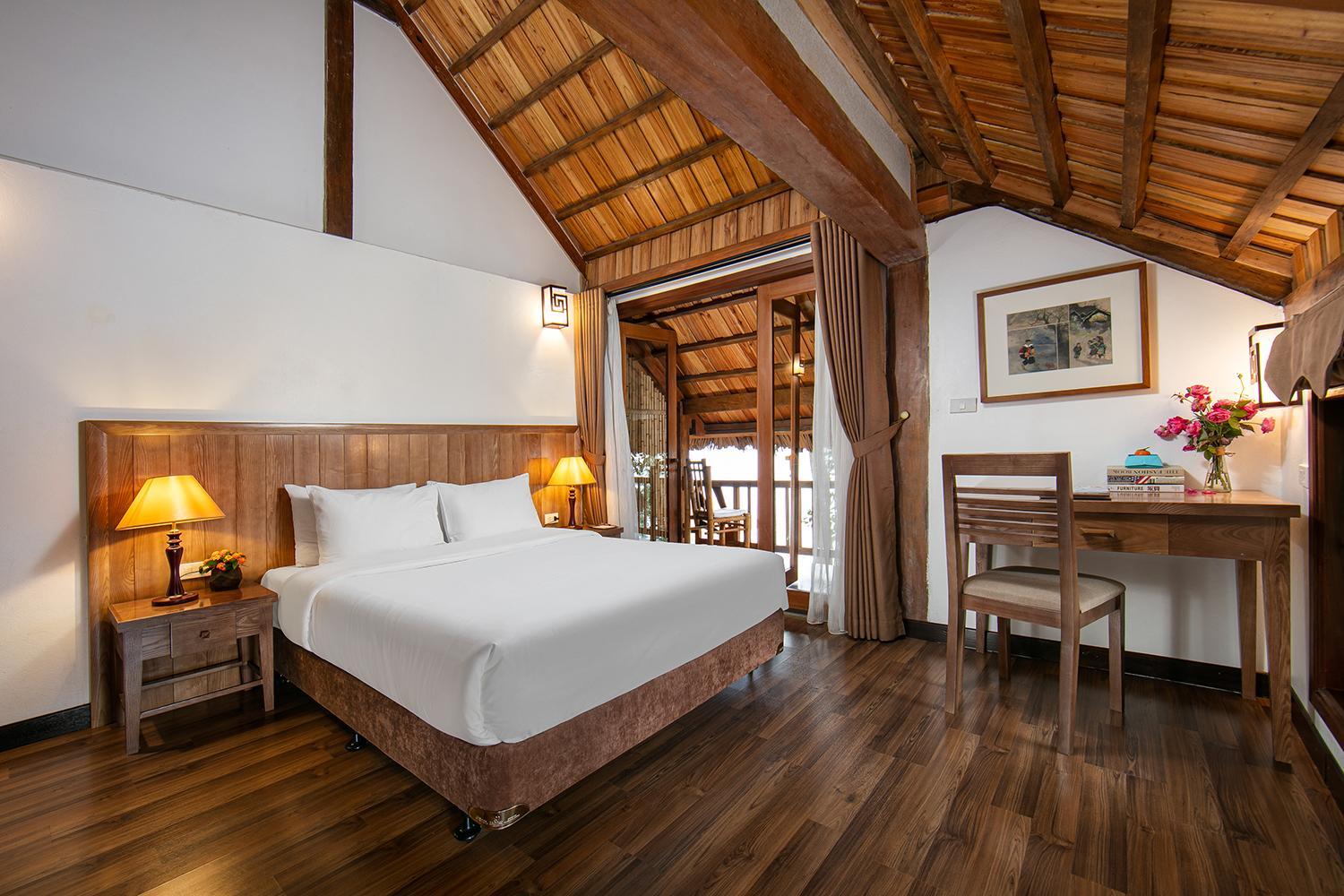 Standard, Double Bed, Lake View, Balcony