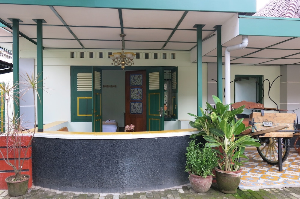 Pamularsih Homestay 7/44