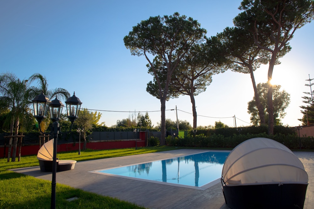 Relais Villa Italia 37/43