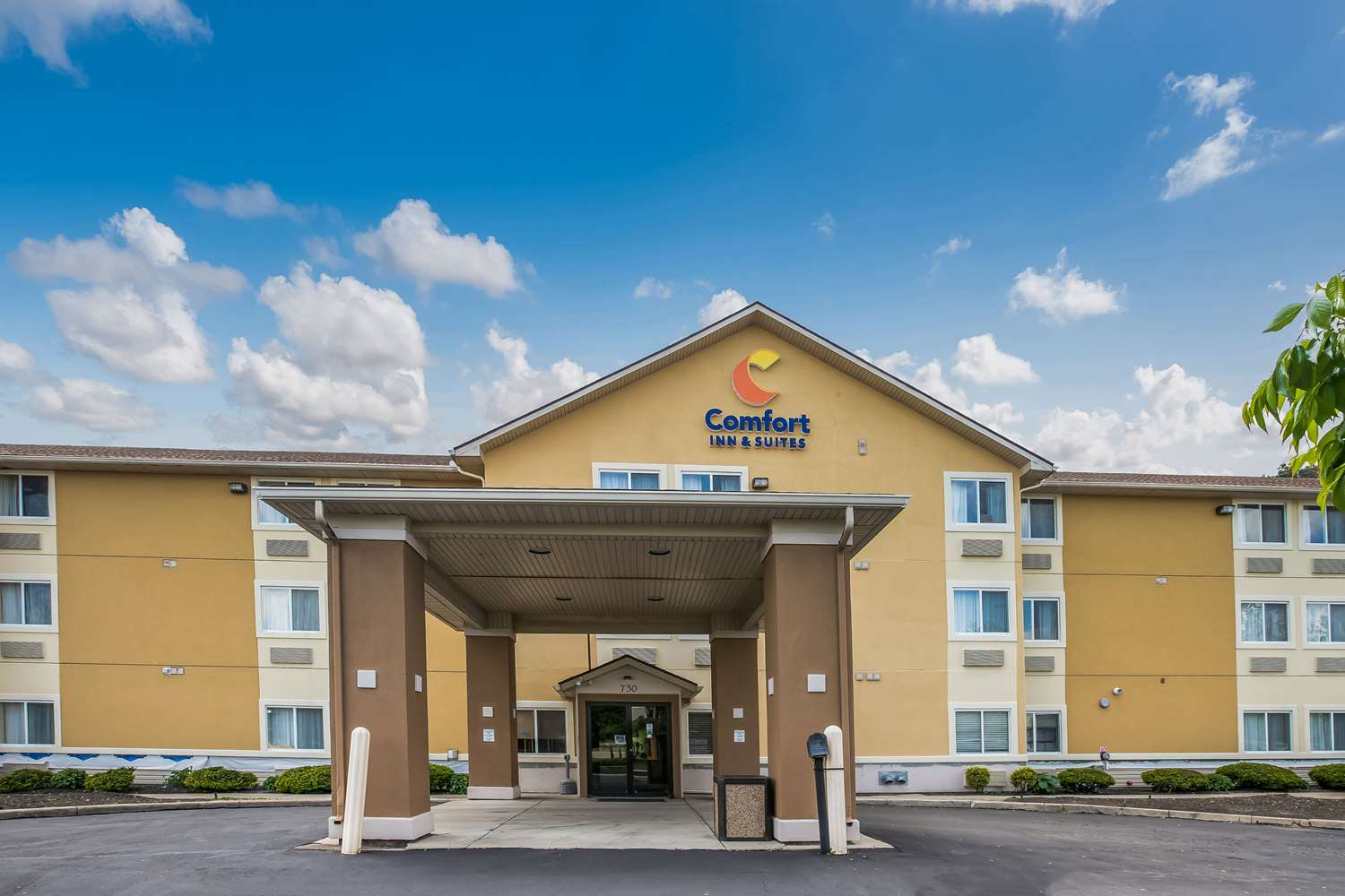 Comfort Inn & Suites Fairborn Near Wright Patterson AFB 1/15
