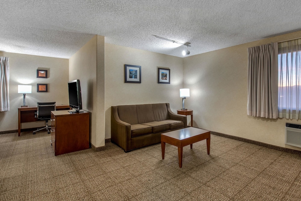 Comfort Inn Denver Southeast Area 24/34