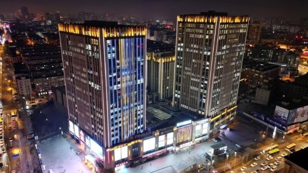 Mercure Changchun Hengxing 1/46