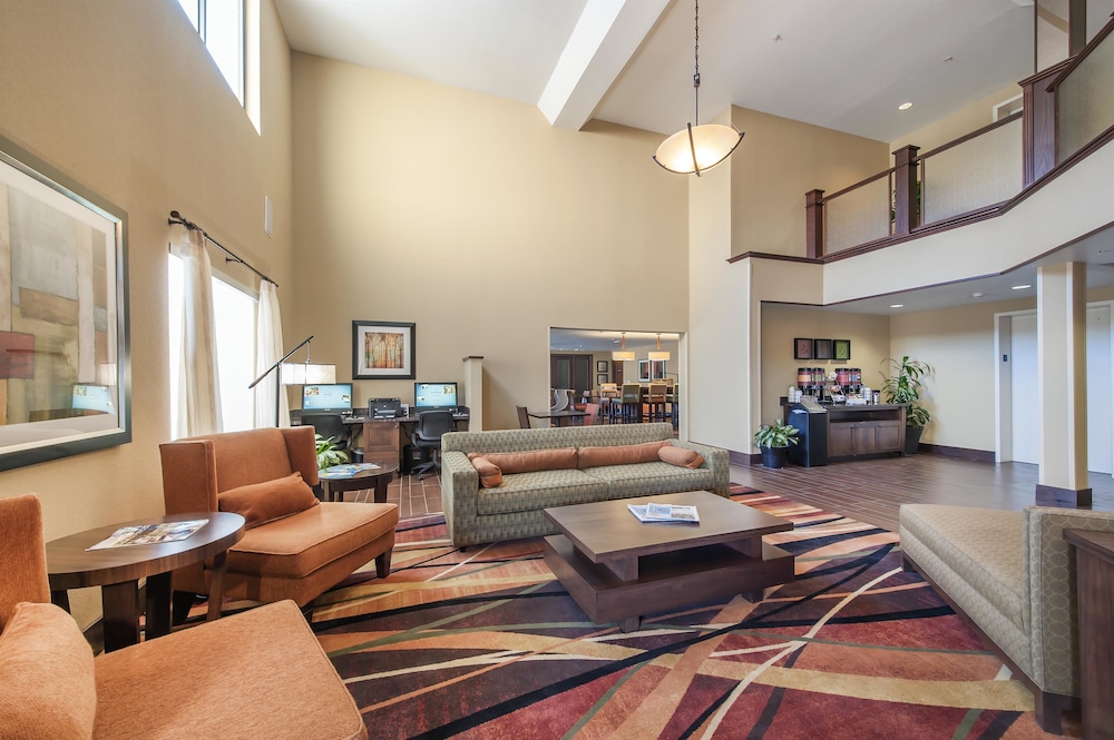 Hampton Inn Phoenix Airport North 38/53