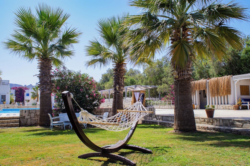 Ladonia Hotels Zemda Gumusluk 33/50