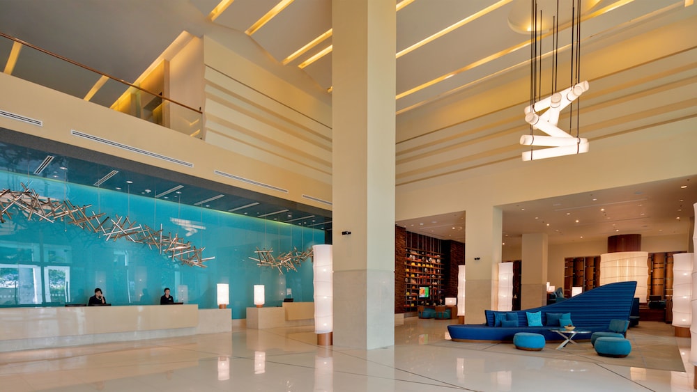 Lobby at Holiday Inn Pattaya Hotel, PATTAYA
