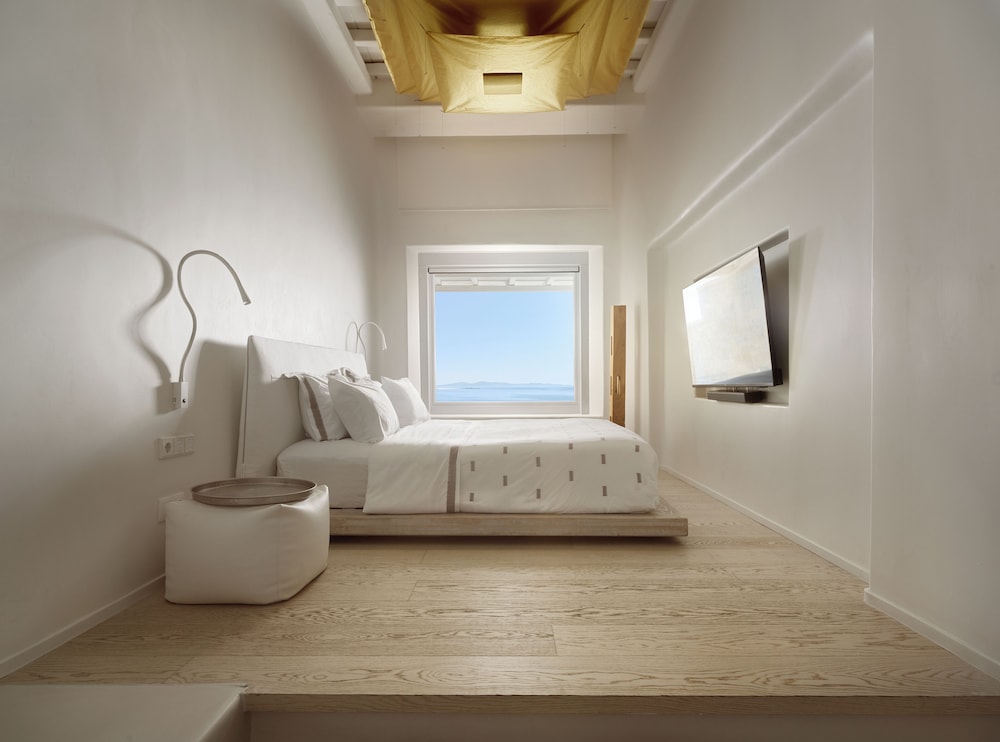 Cavo Tagoo Mykonos 14/50