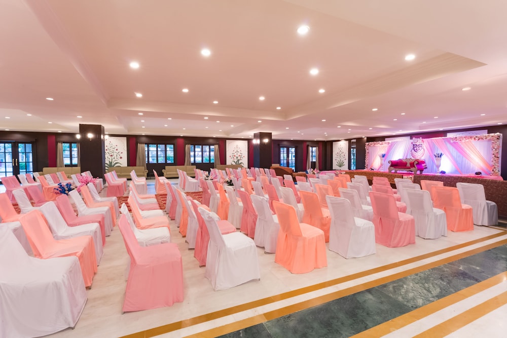 Shree Vallabh Vilas Lords Plaza Nathdwara 39/50