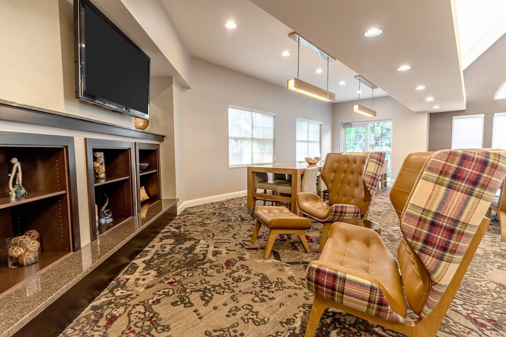 Residence Inn Sacramento Rancho Cordova 36/39