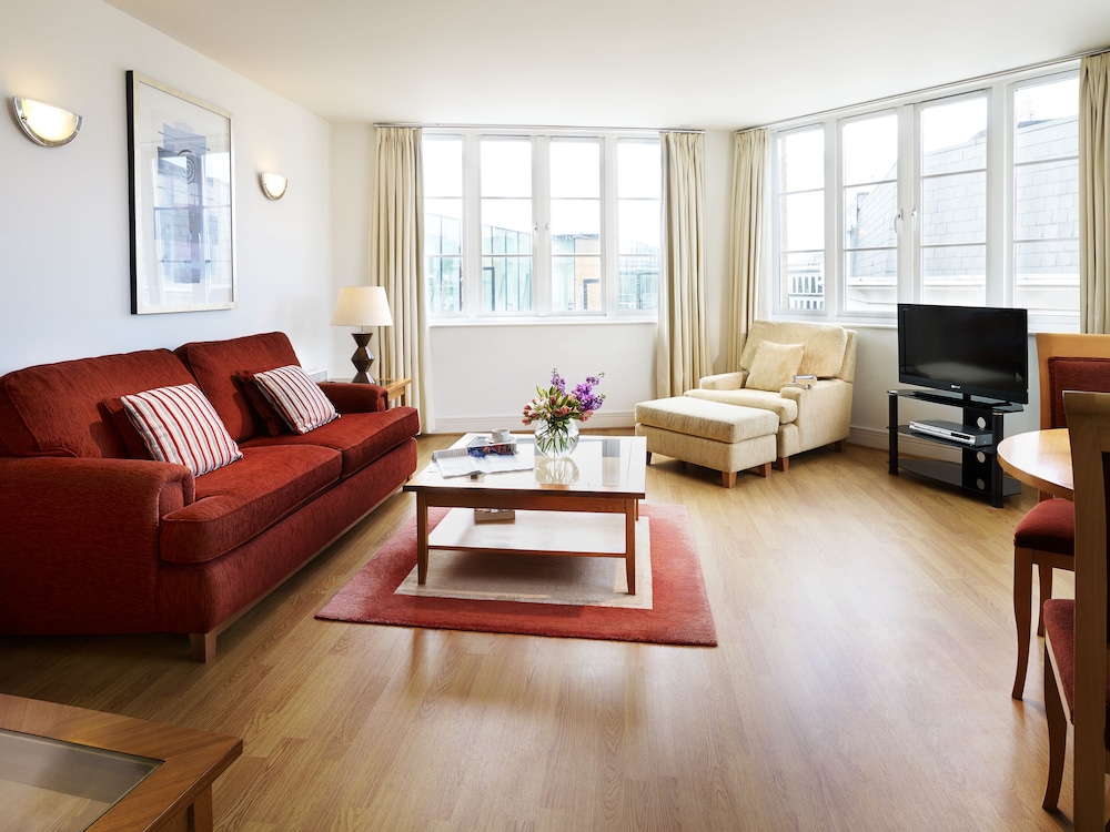 Marlin Apartments Queen Street St Paul's 28/41