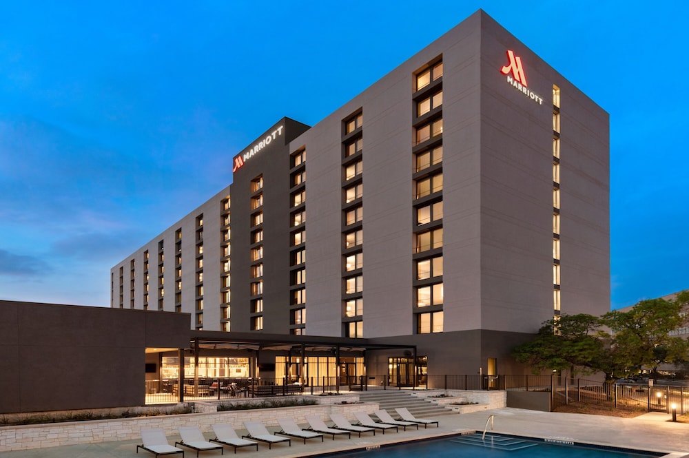 Marriott San Antonio Airport 1/37