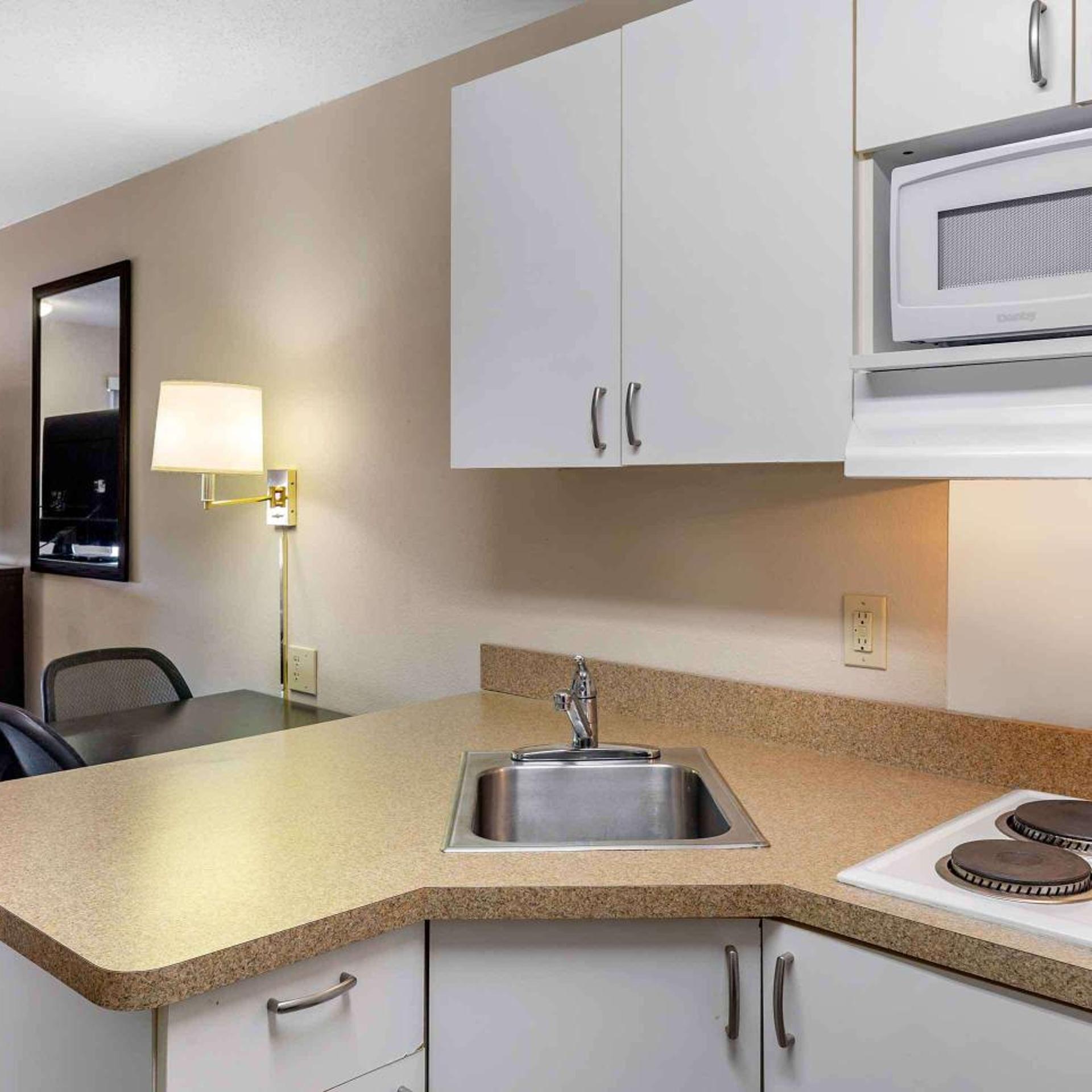 غرفة بسريرين كوين، Studio 6 Extended Stay Fishkill Westage Center NY 6/8