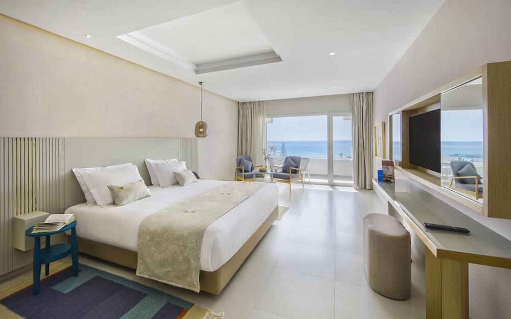 PREMIUM, SINGLE, GARDEN VIEW