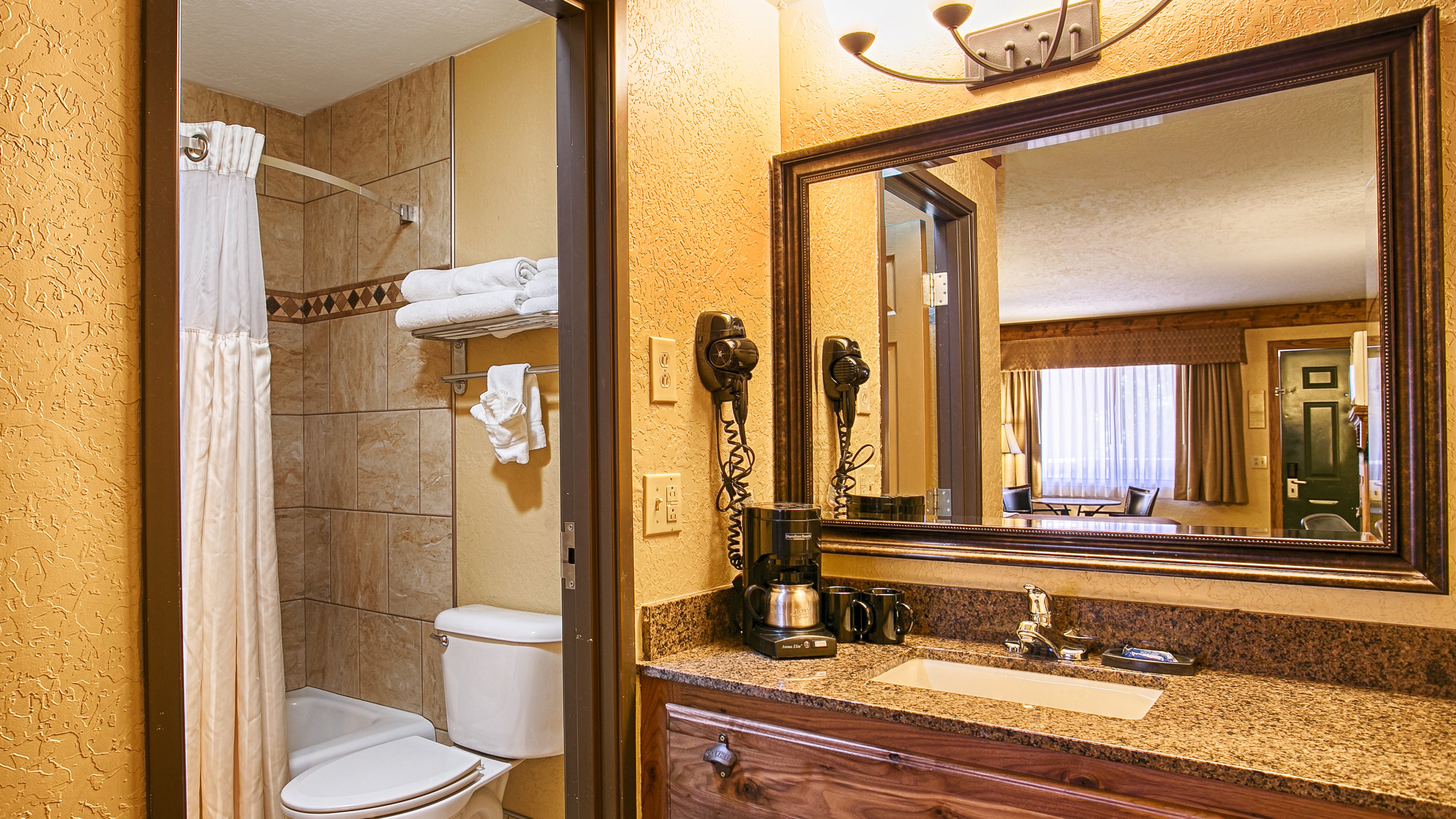 Best Western Rivers Edge 29/31