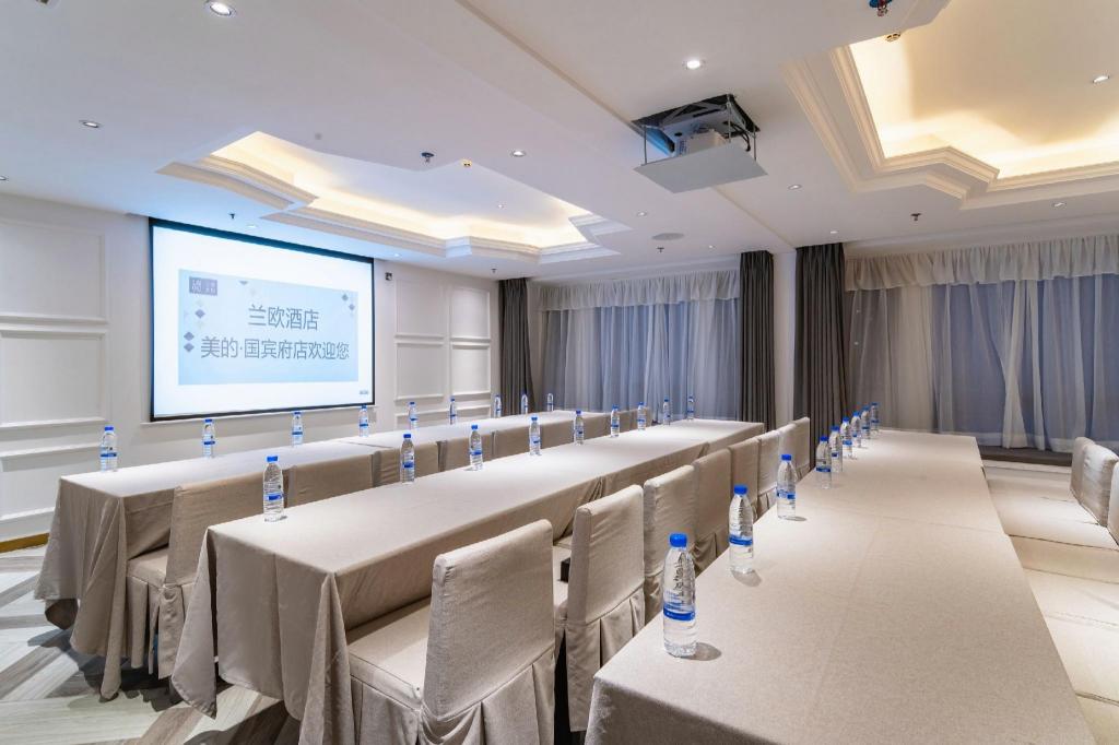Lanou Hotel (Guizhou Guiyang Huaxi District Meide Government House Branch) 46/53