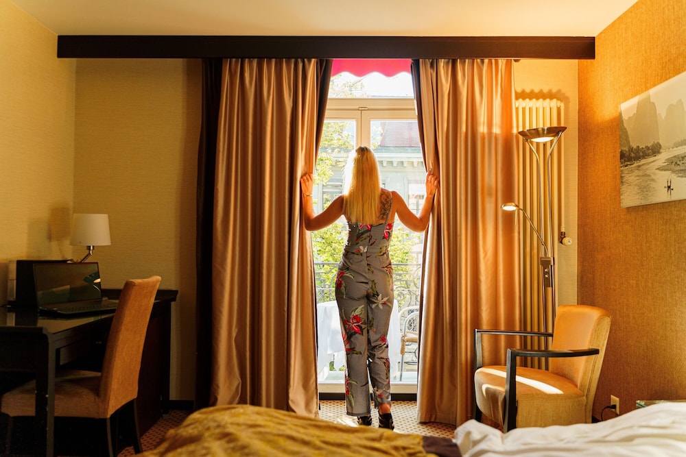 HOTEL ST GOTTHARD 50/84