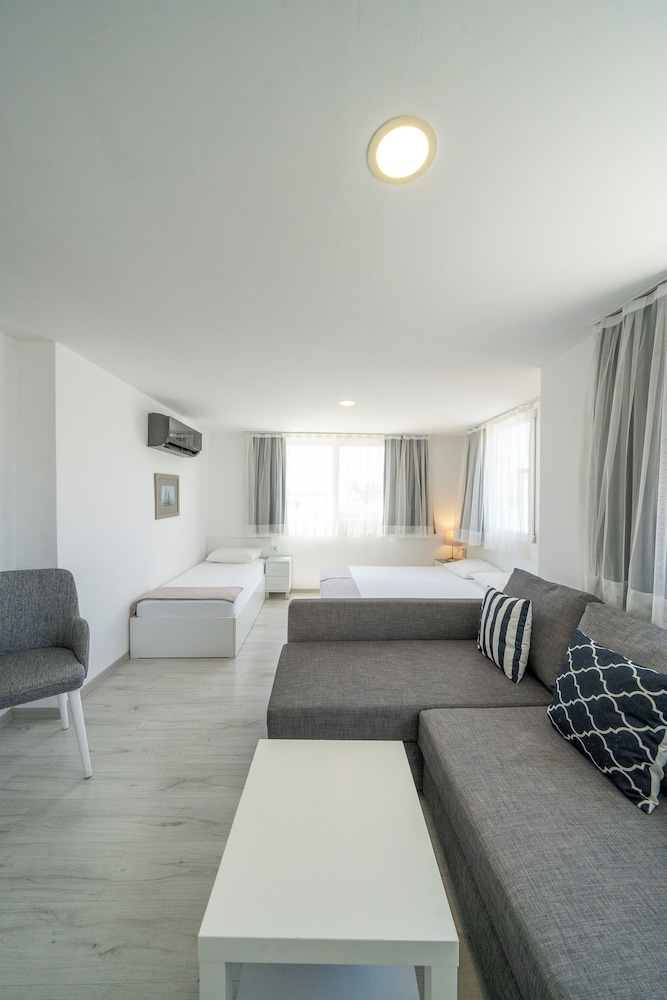 Artunc Boutique Hotel 17/50