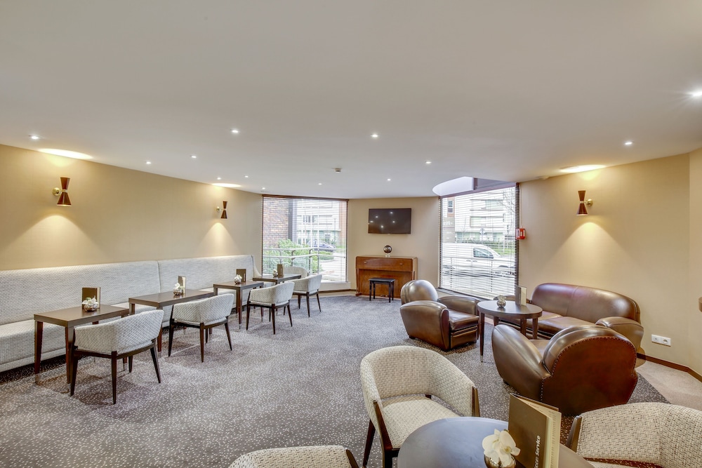 Mercure Maurepas Saint Quentin 44/70