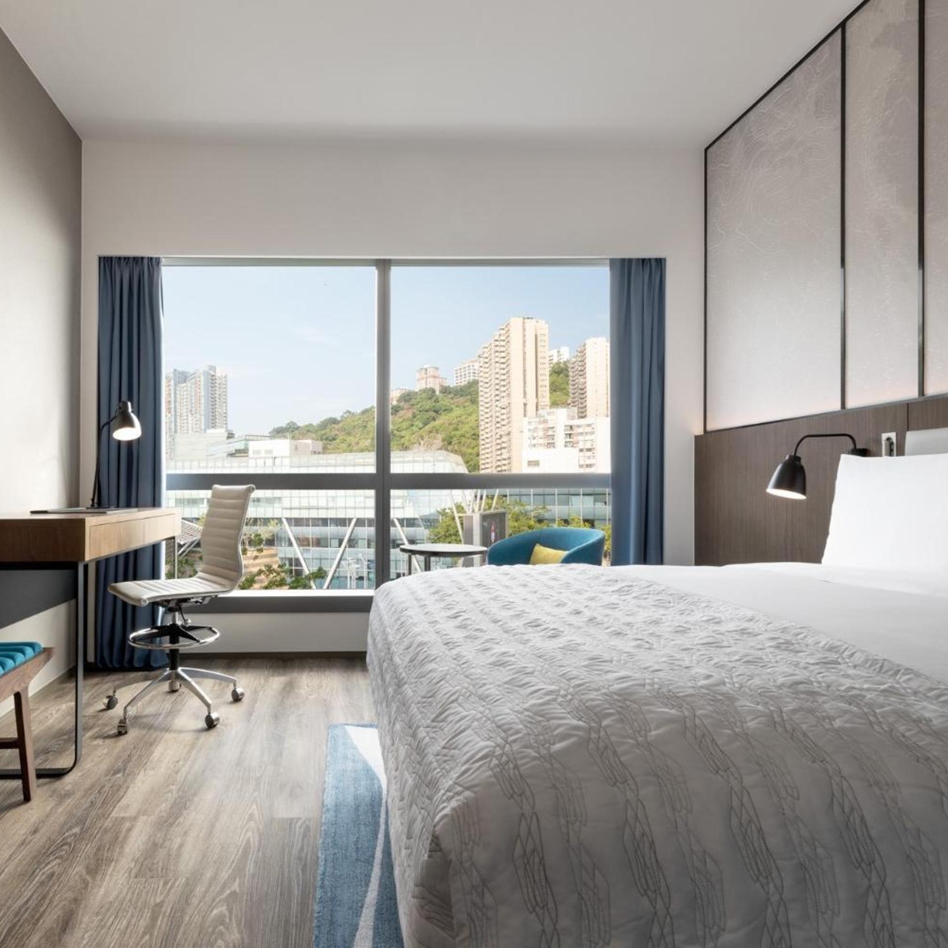 غرفة عائلية بسرير كينج وسريرين منفصلين، Le Meridien Cyberport Hotel 3/11