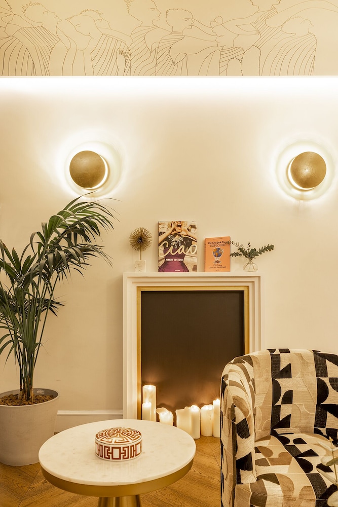Nerva Boutique Hotel 12/72