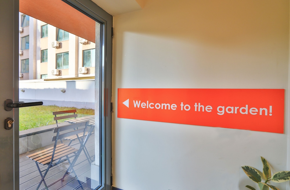 easyHotel Sofia 6/30