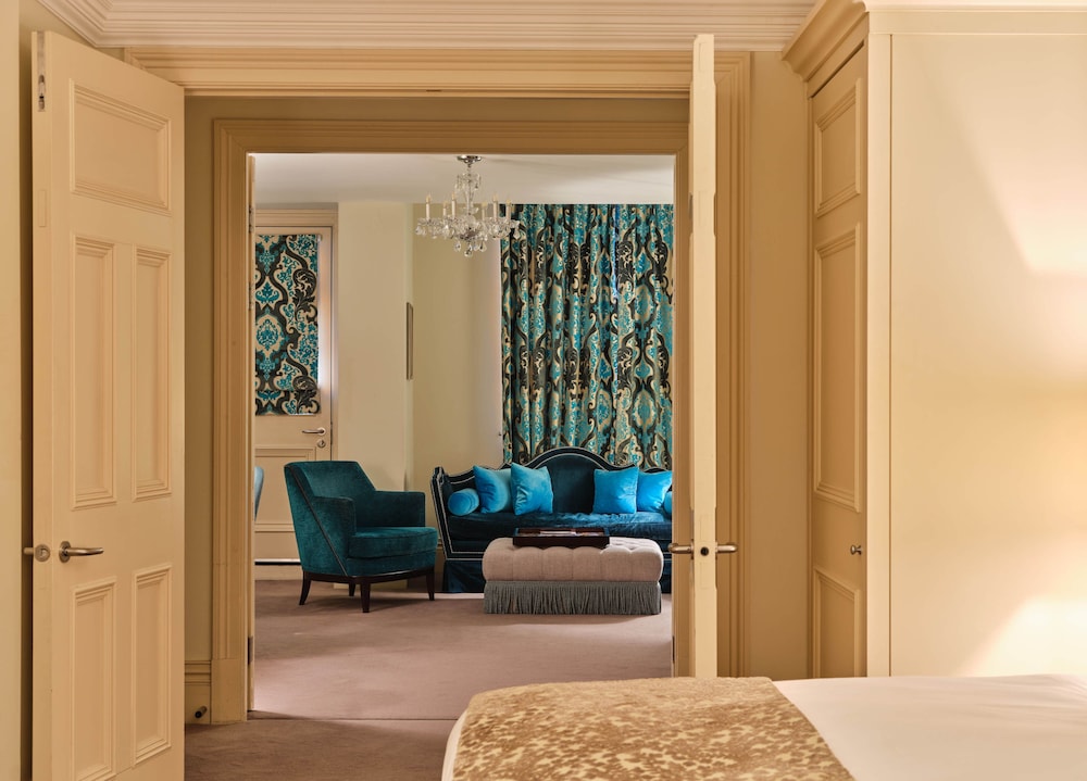 The Apartments by The Sloane Club 30/45