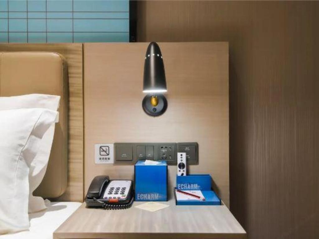 Echarm Hotel Huaihua Hexi Longping Guoji 50/50