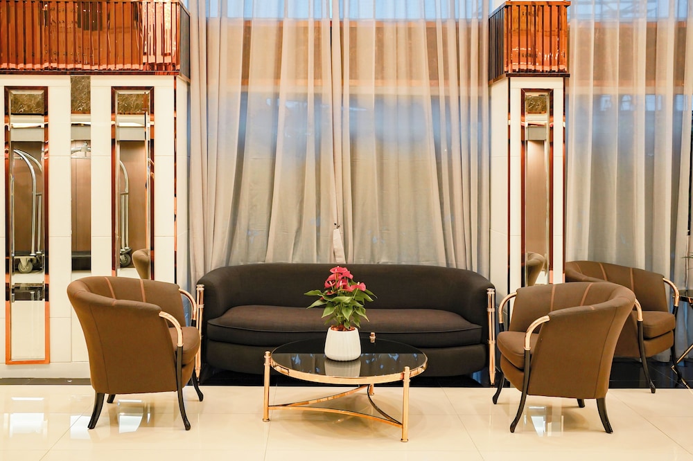 Golden Empire Suvarnabhumi Hotel 34/48