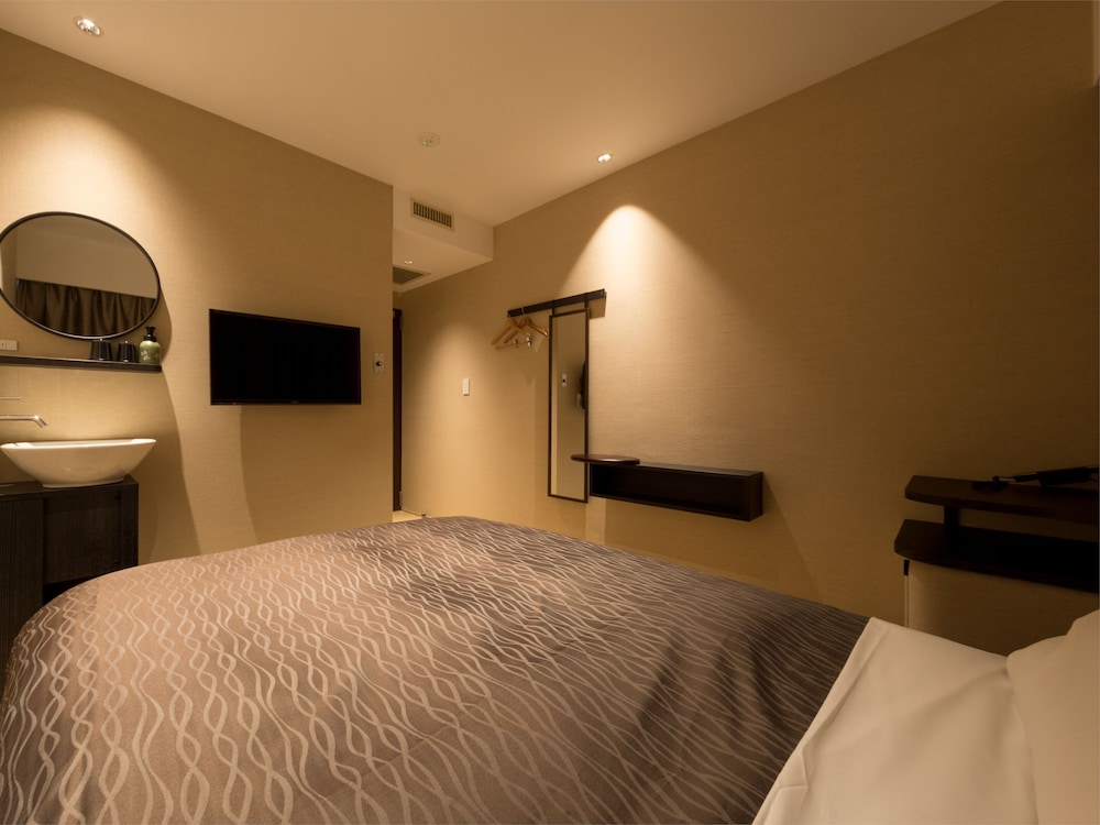SUPERIOR, DOUBLE BED