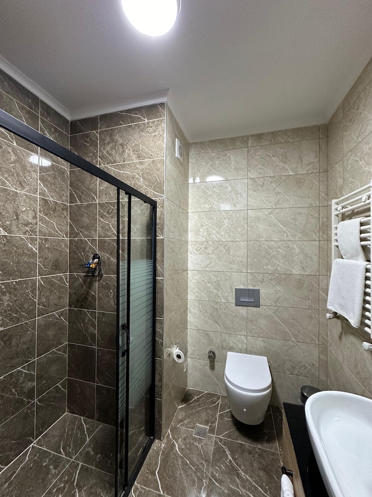 Alya Teras Otel 45/46