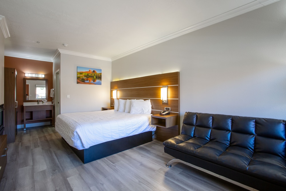 Wildflower Inn 15/59