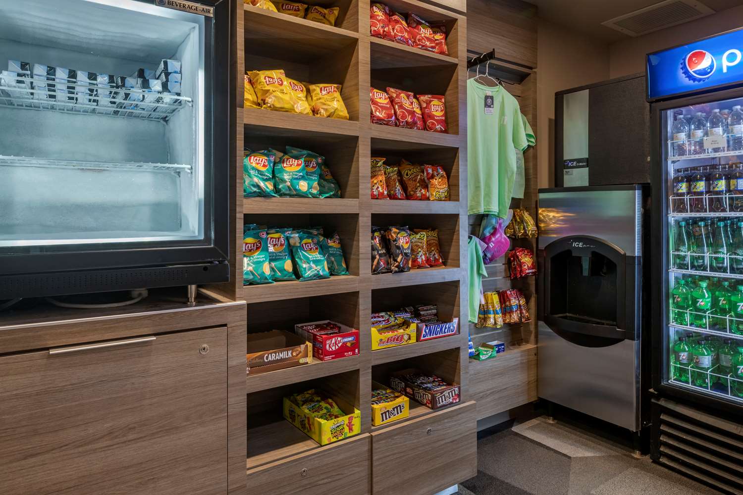 Best Western Plus Dartmouth Hotel Suites 23/42