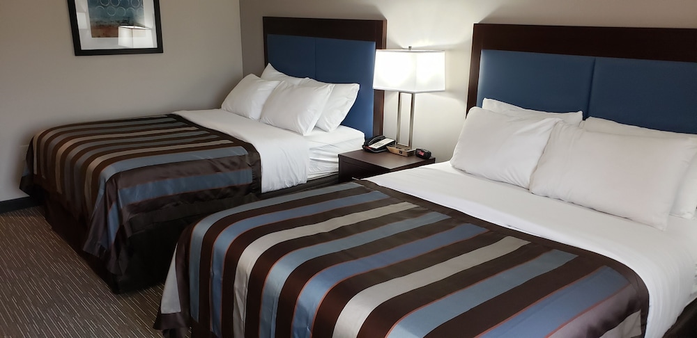 غرفة بسريرين كوين بحوض استحمام لذوي الإعاقة، Wingate By Wyndham Christiansburg 6/10