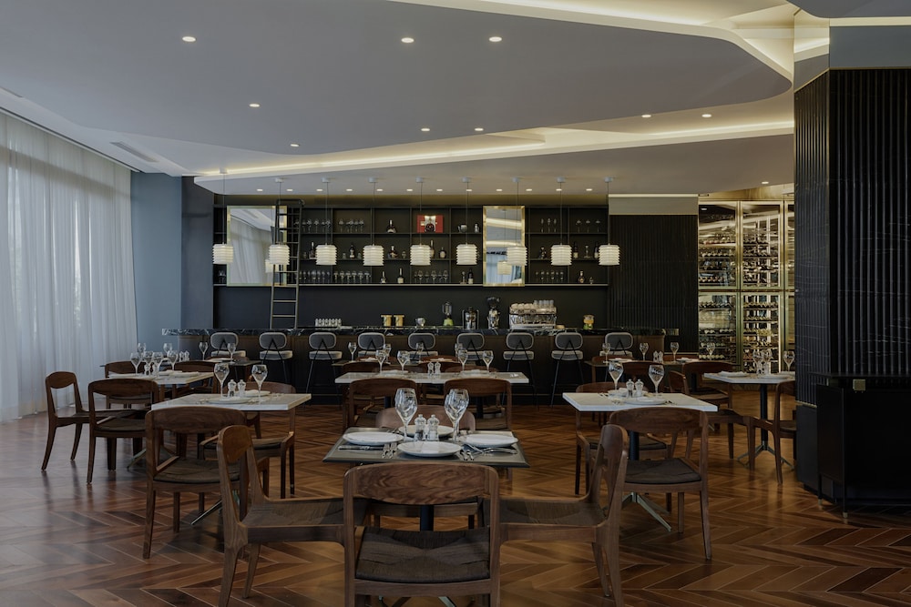Le Meridien Batumi 38/58